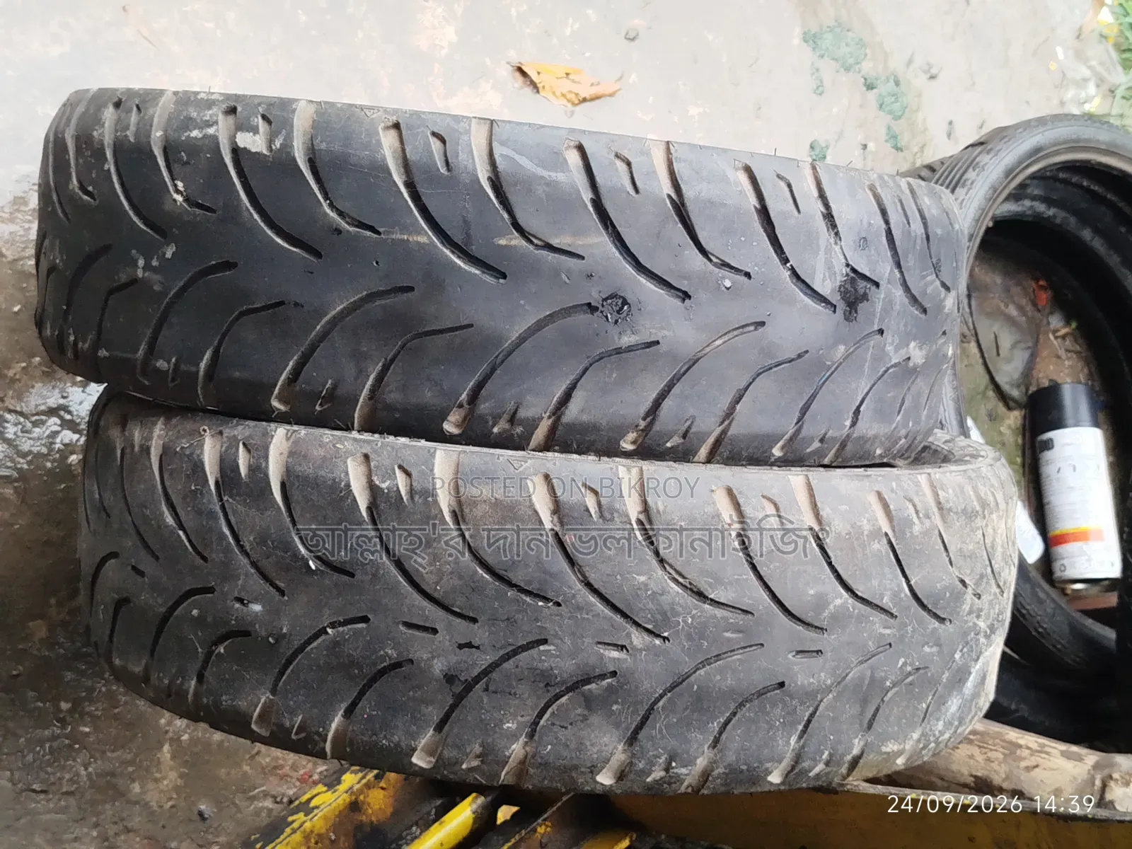 মোটরসাইকেল টায়ার