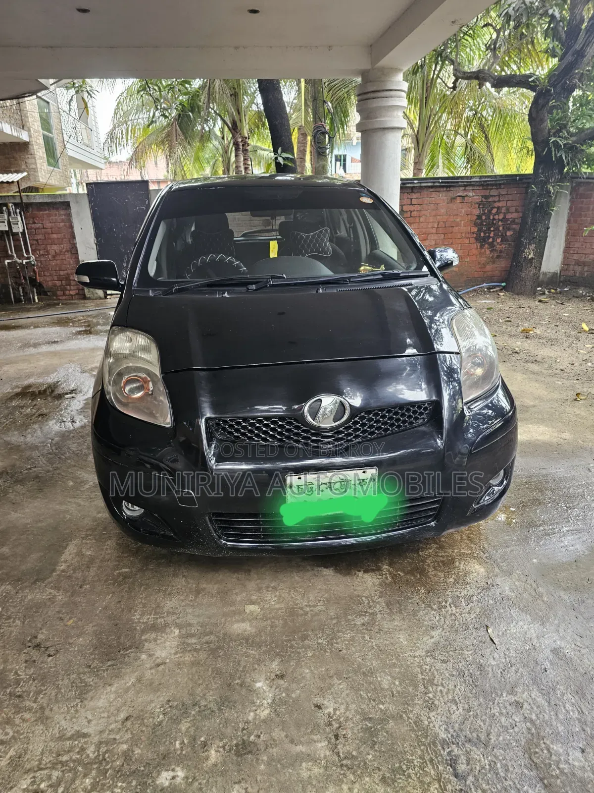Toyota Vitz 1.0 Front-Wheel Drive 5-Door 2009 Black