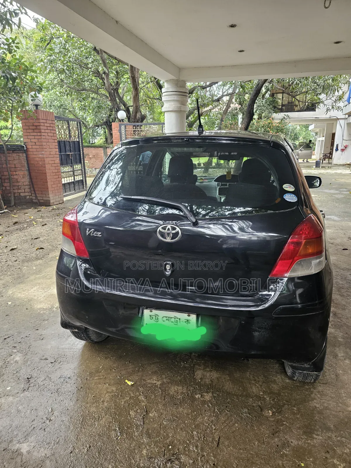 Toyota Vitz 1.0 Front-Wheel Drive 5-Door 2009 Black