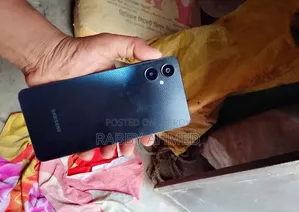 Samsung Galaxy A06 128 GB Black