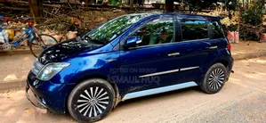 Toyota IST 2003 Blue