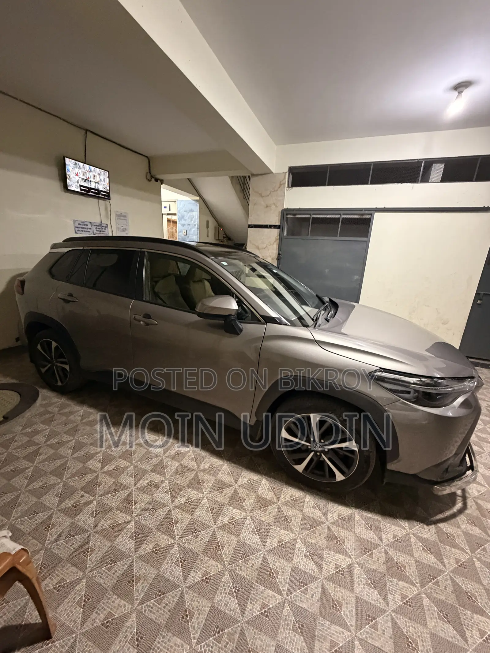 Toyota Corolla Cross XLE 2023 Silver