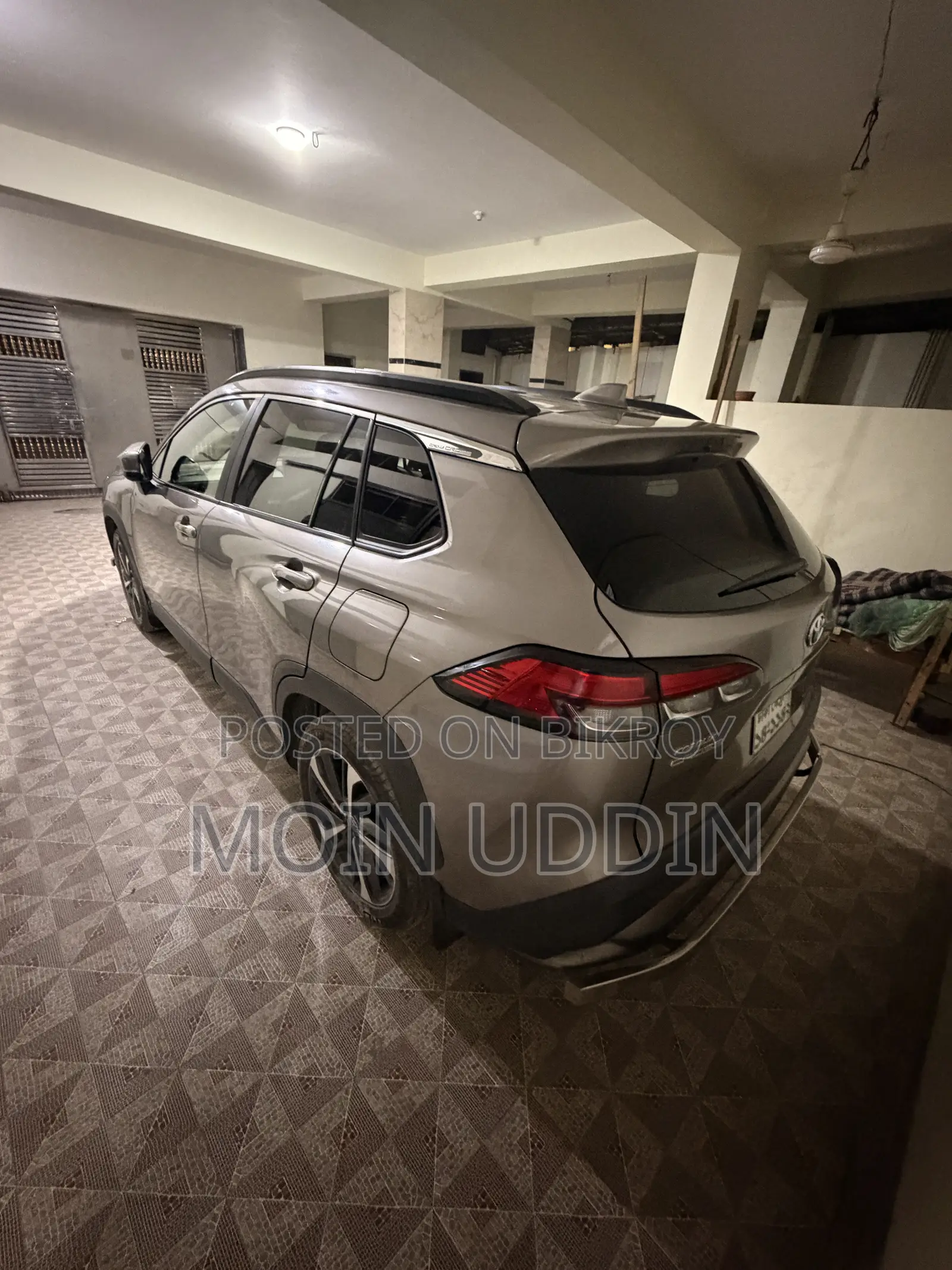 Toyota Corolla Cross XLE 2023 Silver