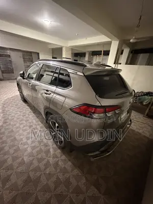 Toyota Corolla Cross XLE 2023 Silver
