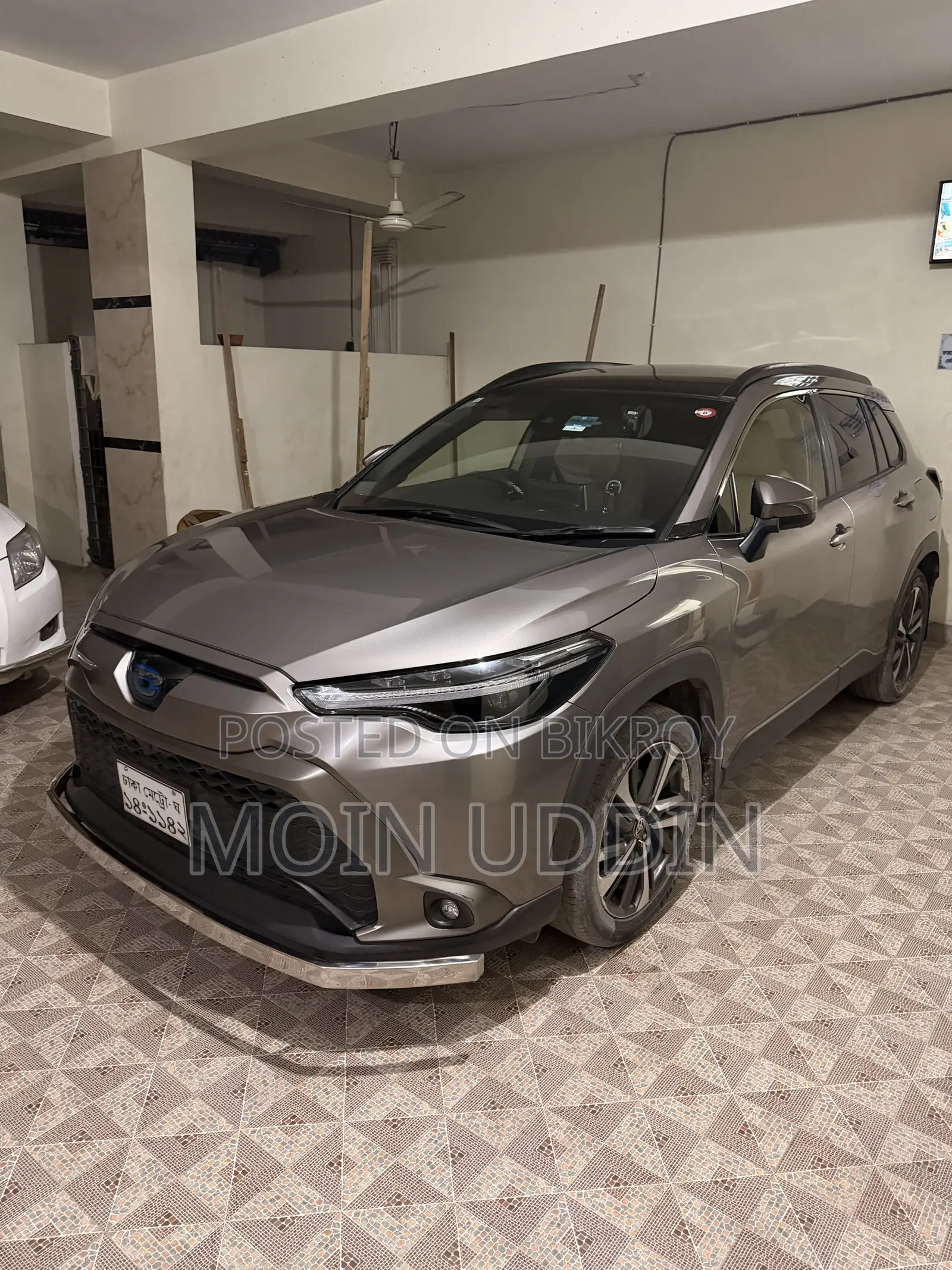 Toyota Corolla Cross XLE 2023 Silver