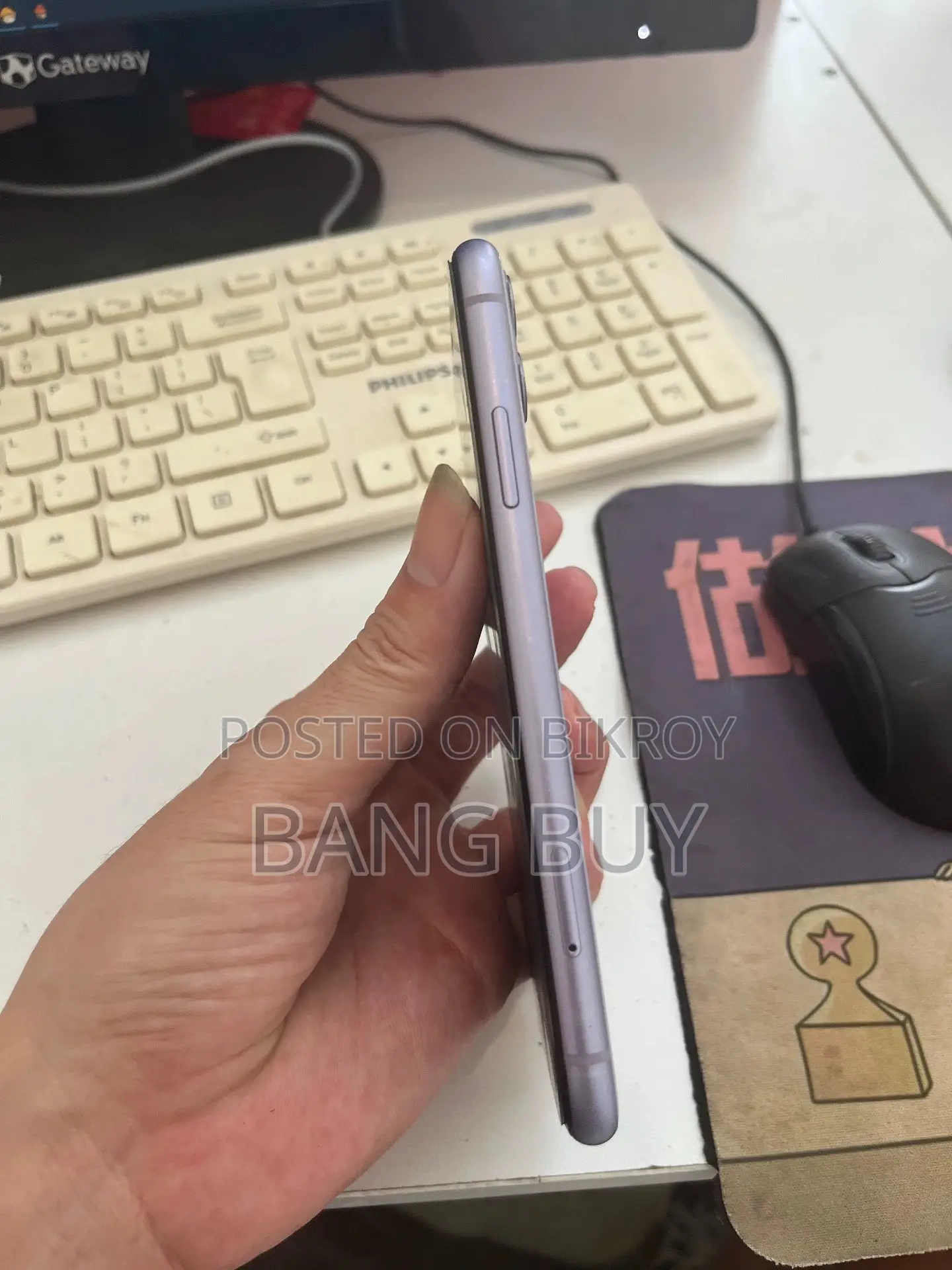 অ্যাপল আইফোন ১১ ৬৪ জিবি পার্পল