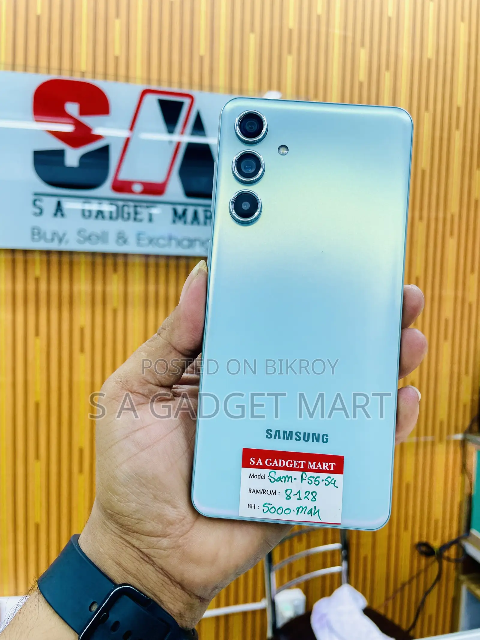 Samsung Galaxy F55 128 GB Blue