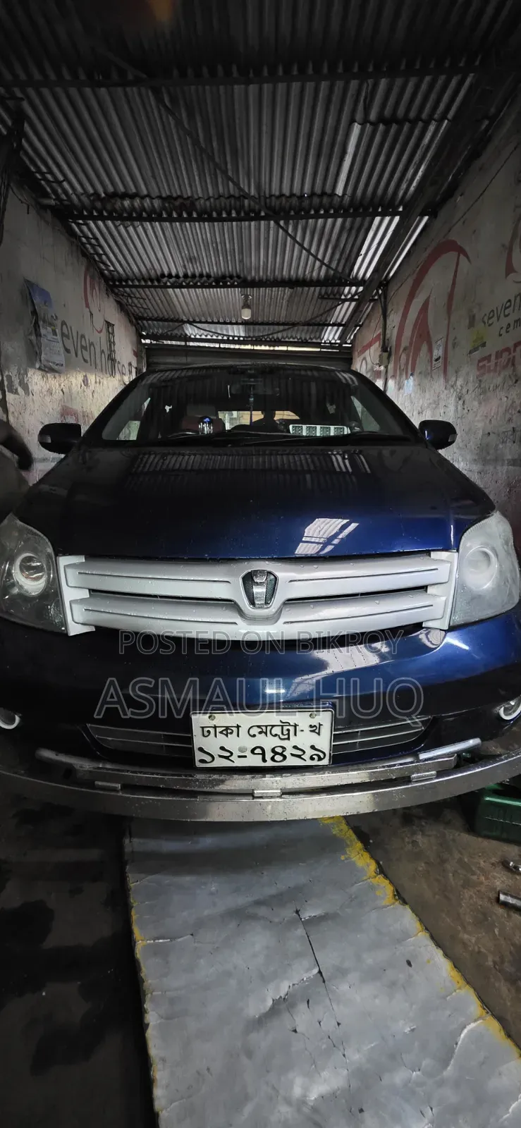 Toyota IST 2003 Blue