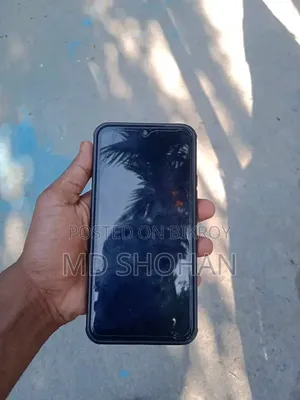Vivo Y15 64 GB Gold