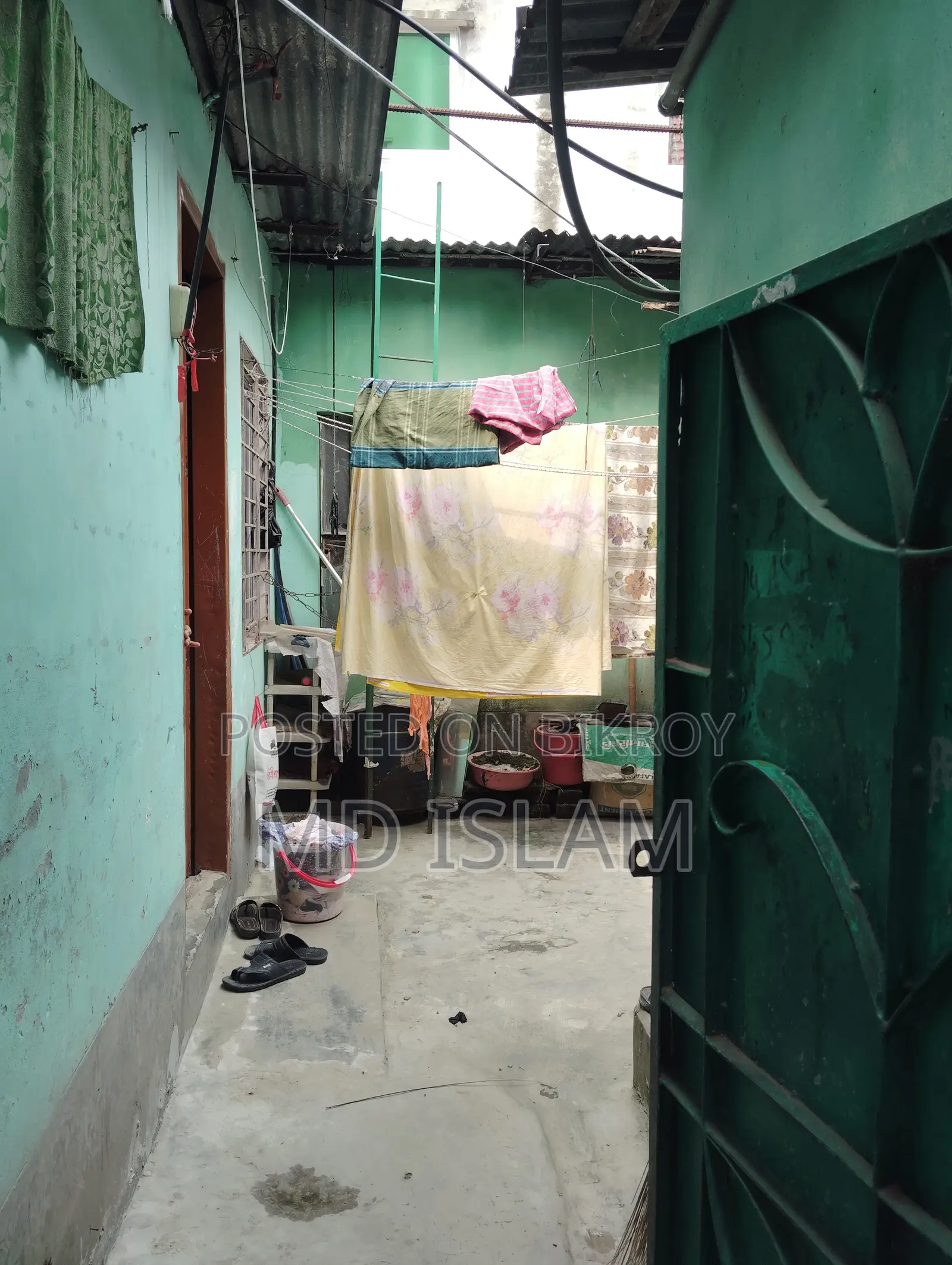 5-Bedroom House in East Jurain, Jatrabari for Sale