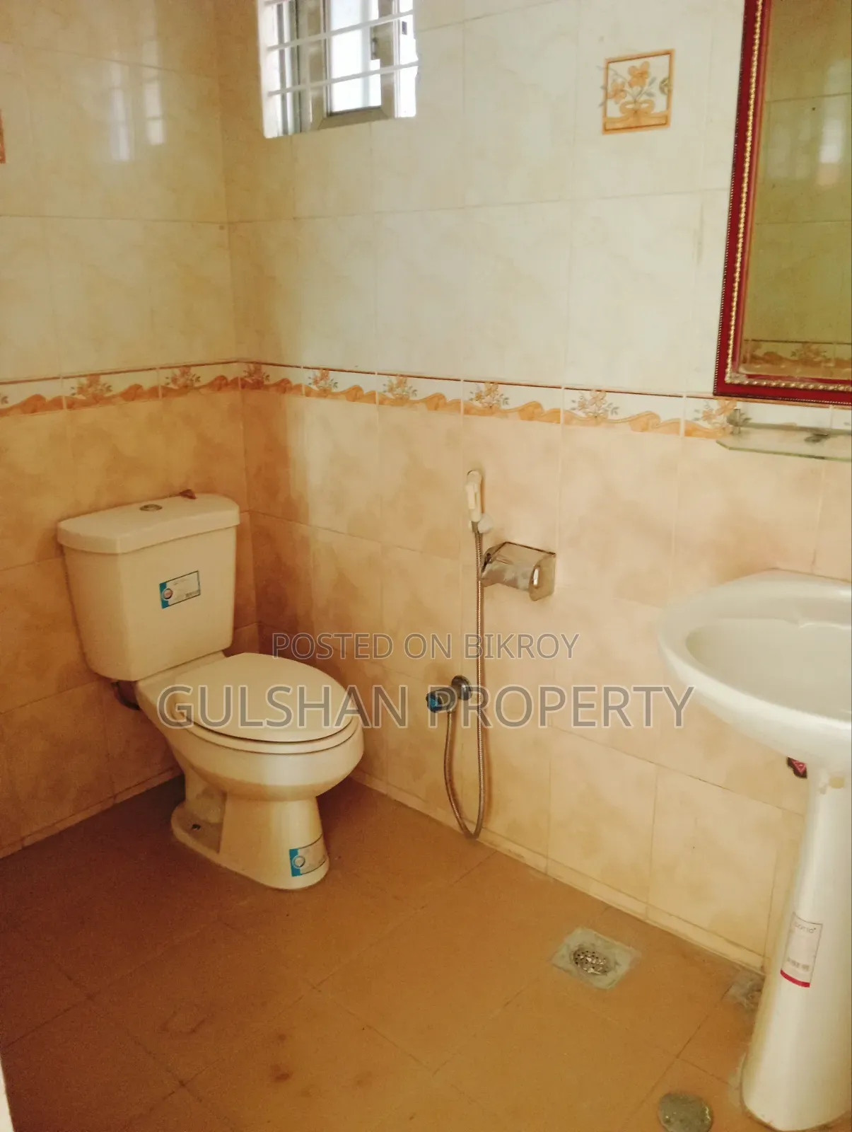 4 Bedroom Bedsitter in Gulshan for rent