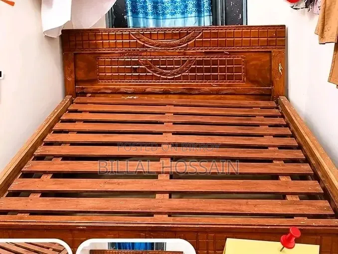 Mahogany Wood Bed