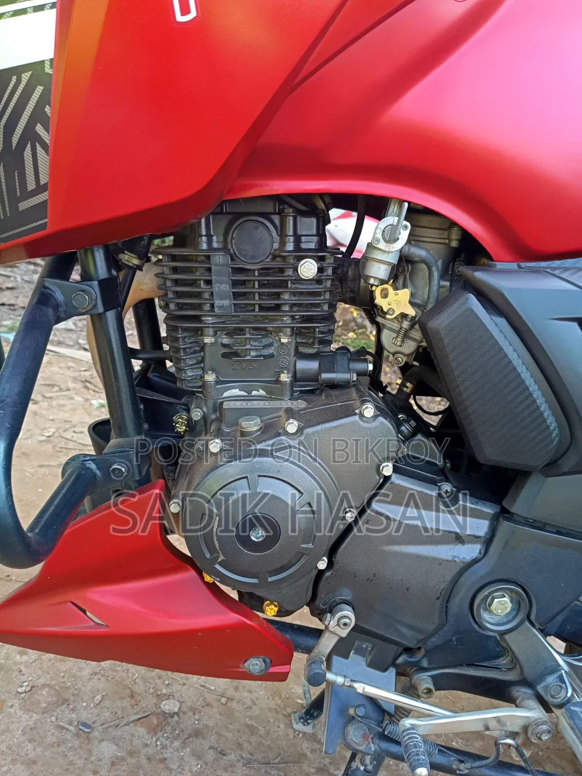 TVS Apache RTR 160 2v Refresh X-connect 2020 Red