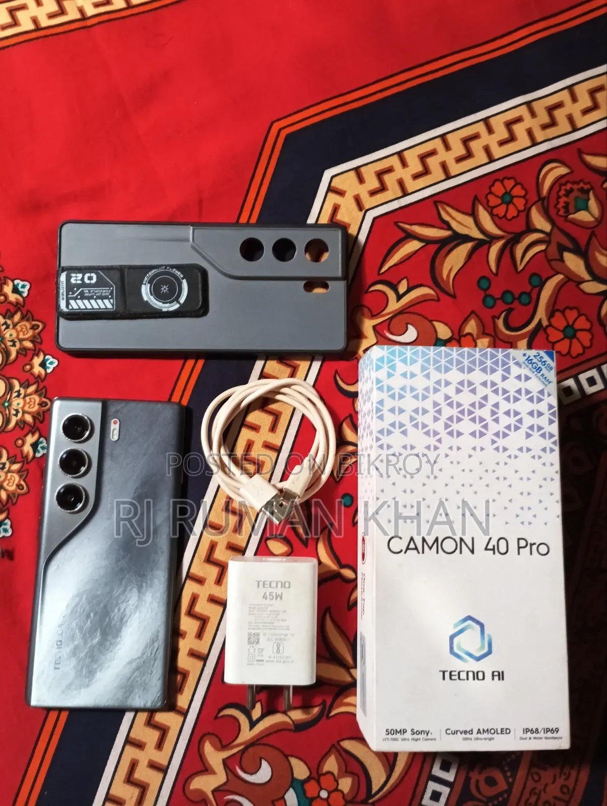 টেকনো ক্যামন ৪০ প্রো ৪জি ২৫৬ জিবি কালো