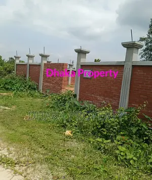 সেক্টর-২০ এ বাইপাস রোডের পাশে ৫ কাঠা পার্ক ইস্ট