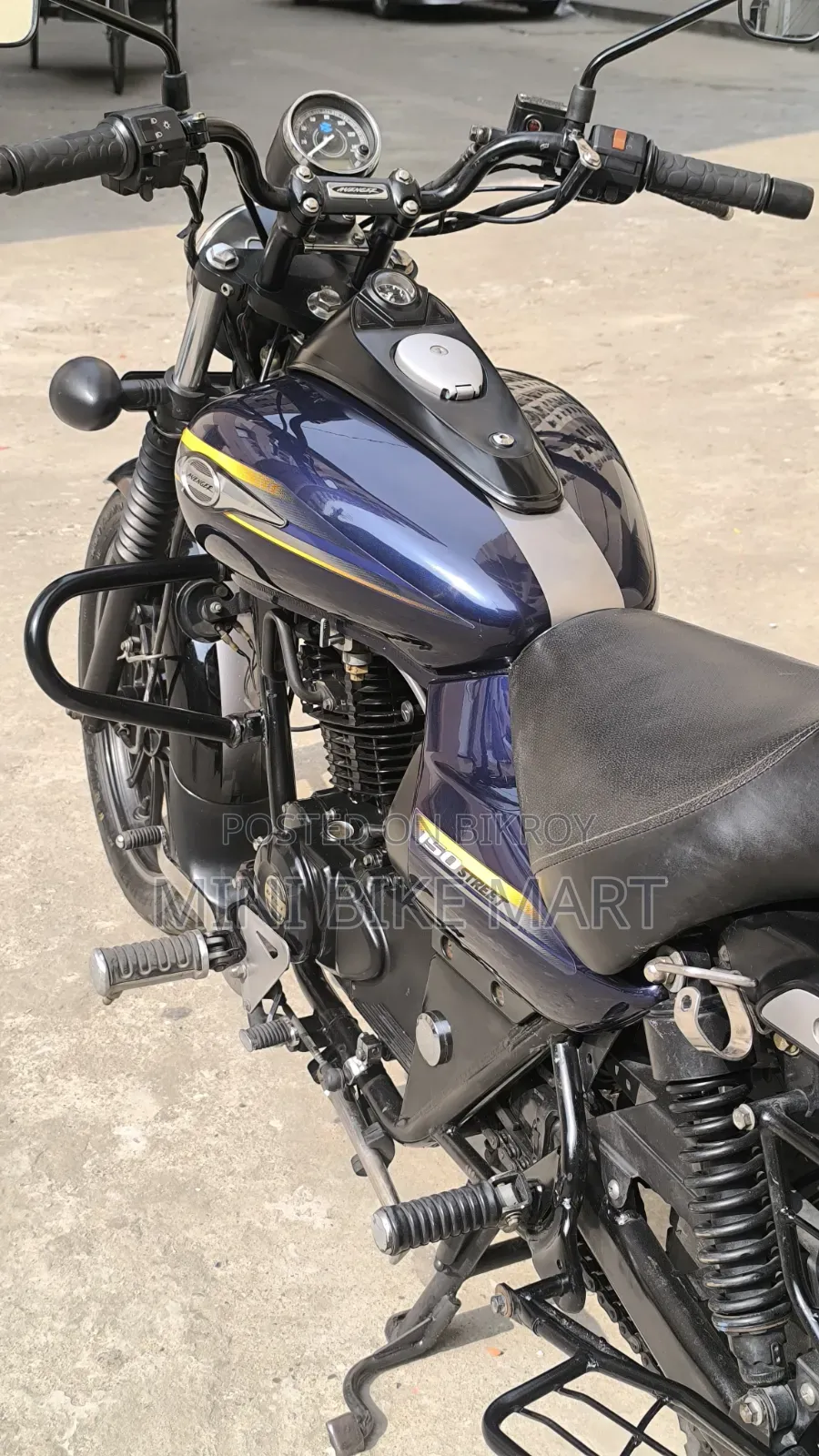 Bajaj Avenger 150 Street 2019 Blue