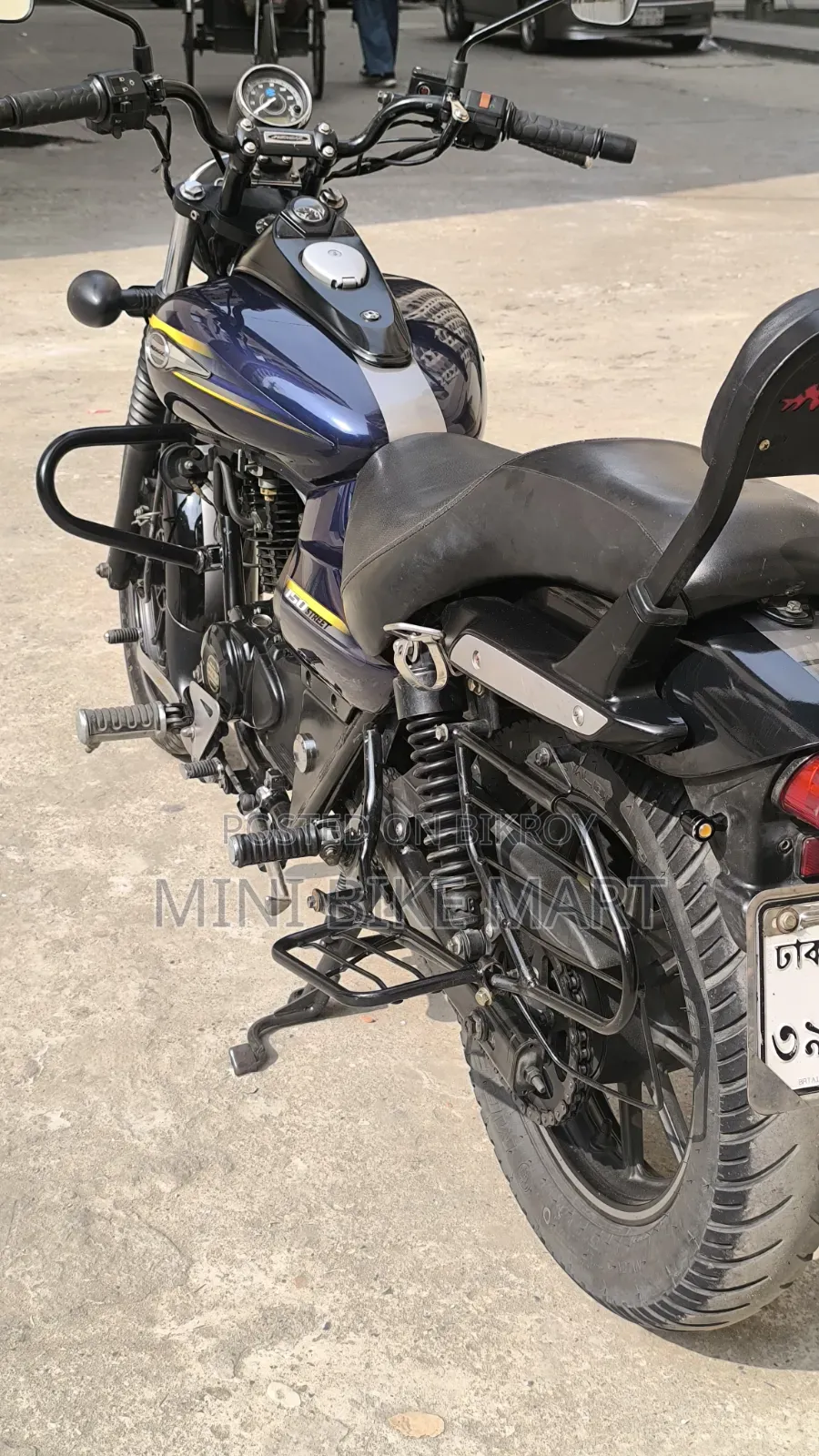Bajaj Avenger 150 Street 2019 Blue