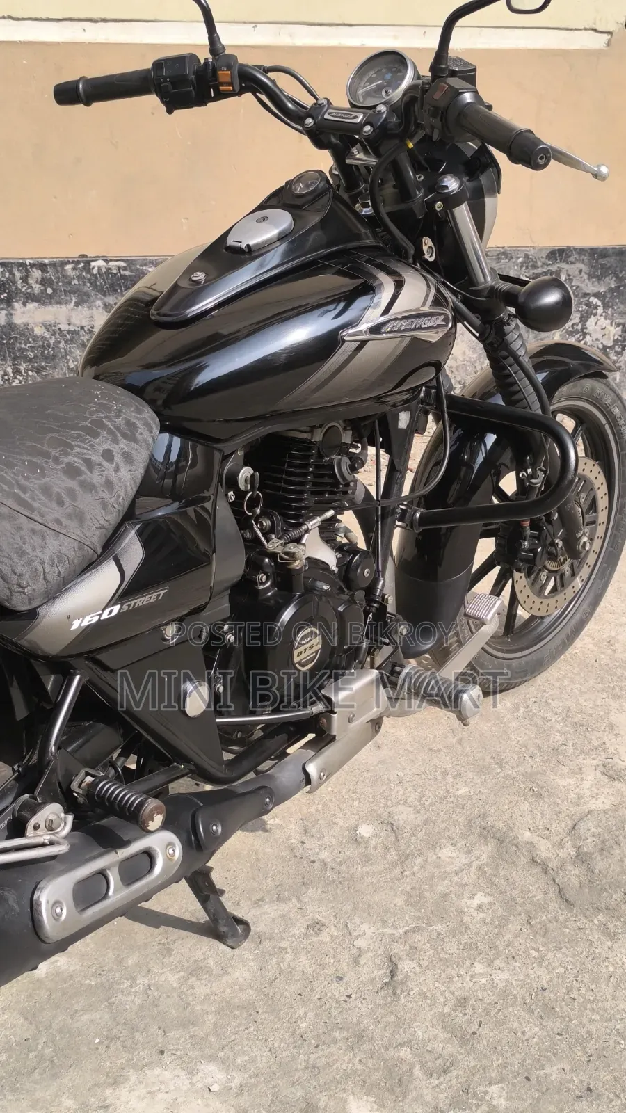 Bajaj Avenger 160 Street 2022 Black