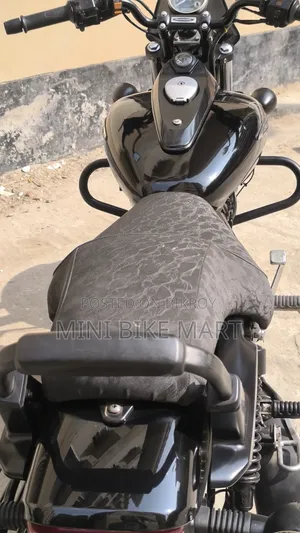 Bajaj Avenger 160 Street 2022 Black