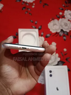 Apple iPhone 11 128 GB White
