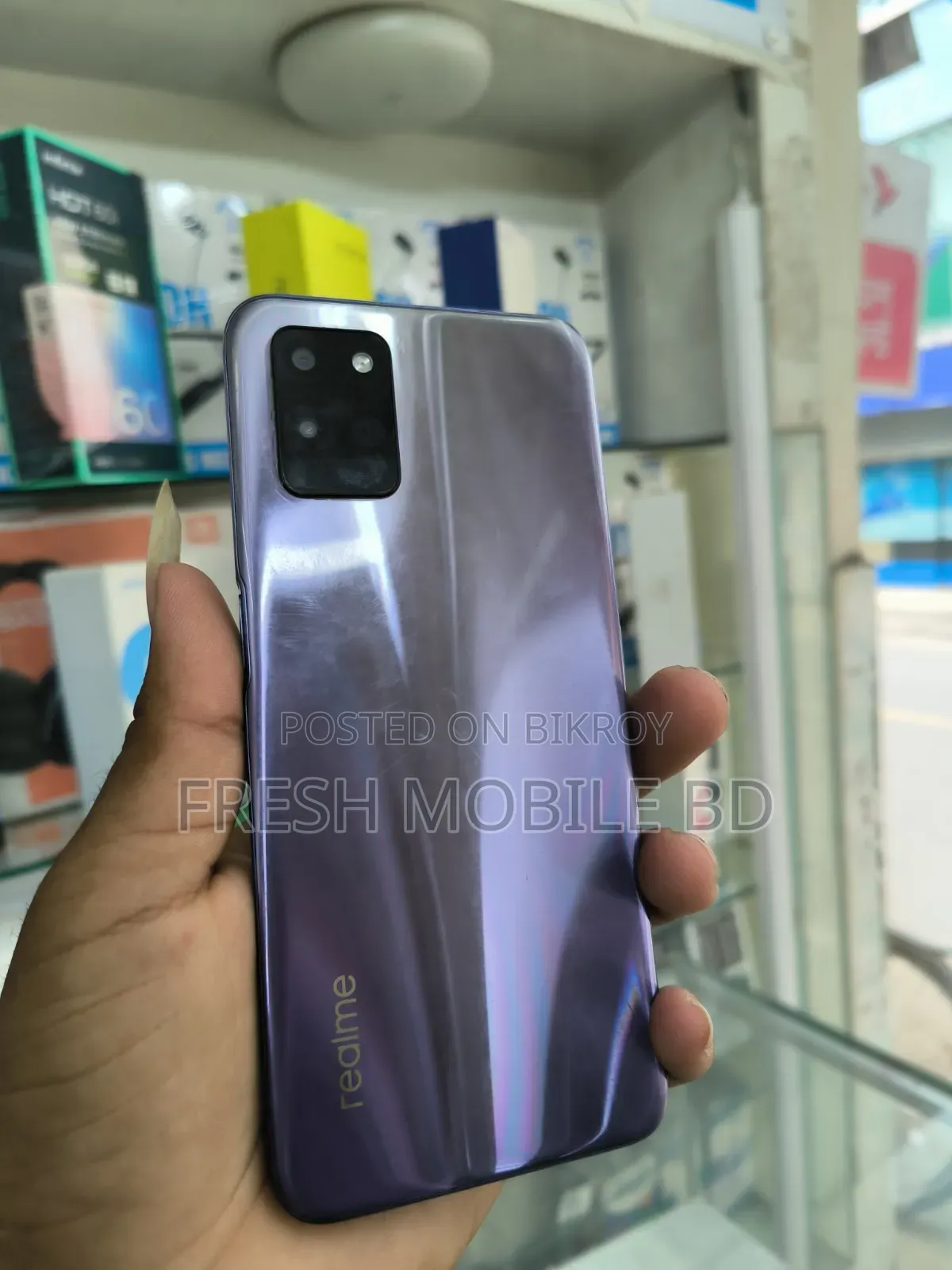 রিয়েলমি ভি১১ ১২৮ জিবি অরেঞ্জ