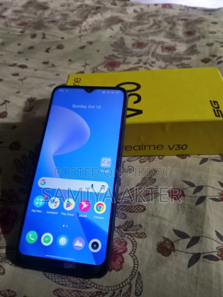 Realme V30 128 GB Black