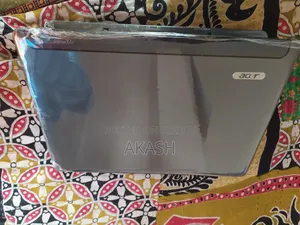 Laptop Acer TravelMate 5700 2GB Intel Atom SSD 160GB