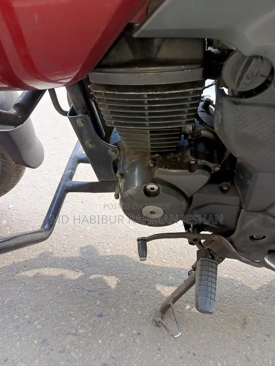 হোন্ডা সিবি ২০১৫ রেড