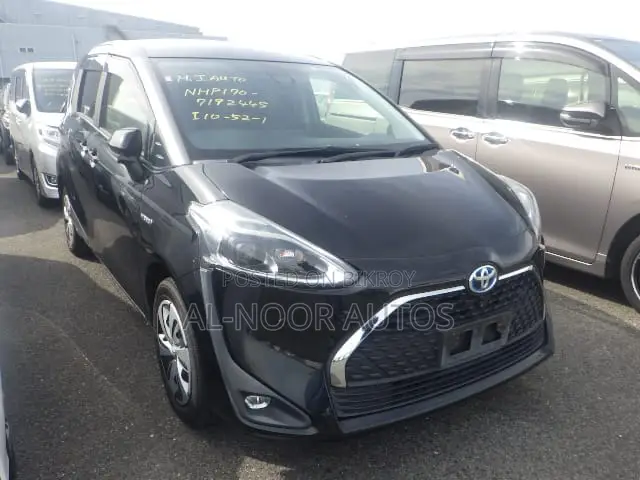 Toyota Sienta 2021 Black