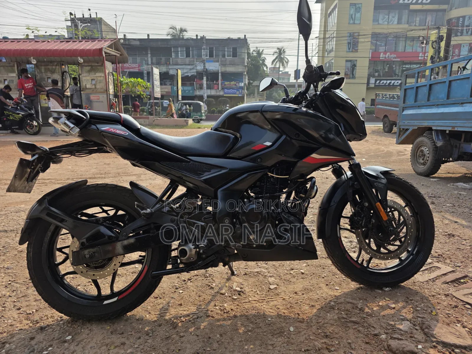 বাজাজ পালসার এন১৬০ ২০২৪ কালো
