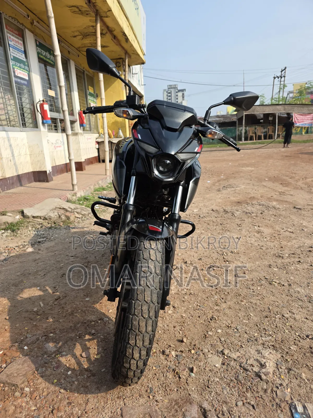 বাজাজ পালসার এন১৬০ ২০২৪ কালো