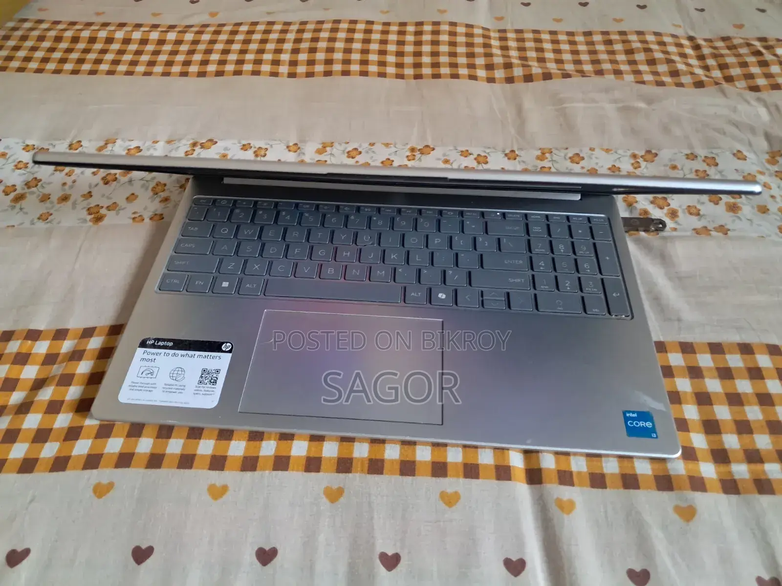 Laptop HP 15-fd0290ns 128GB Intel Core i3 SSD 140GB