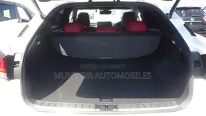 লেক্সাস আরএক্স ২০২১ পার্ল