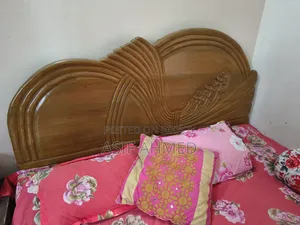 সেগুন কাঠের খাট