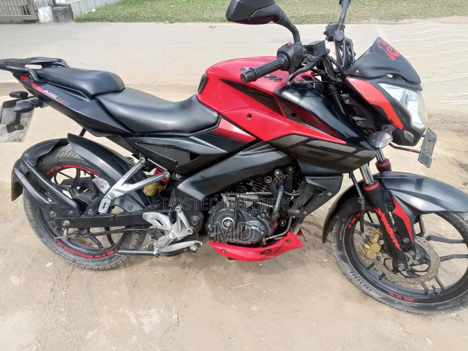 Bajaj Pulsar NS 160 2020 Red