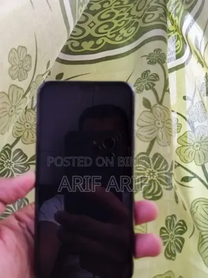 অ্যাপল আইফোন এক্সএস ৬৪ জিবি ব্ল্যাক