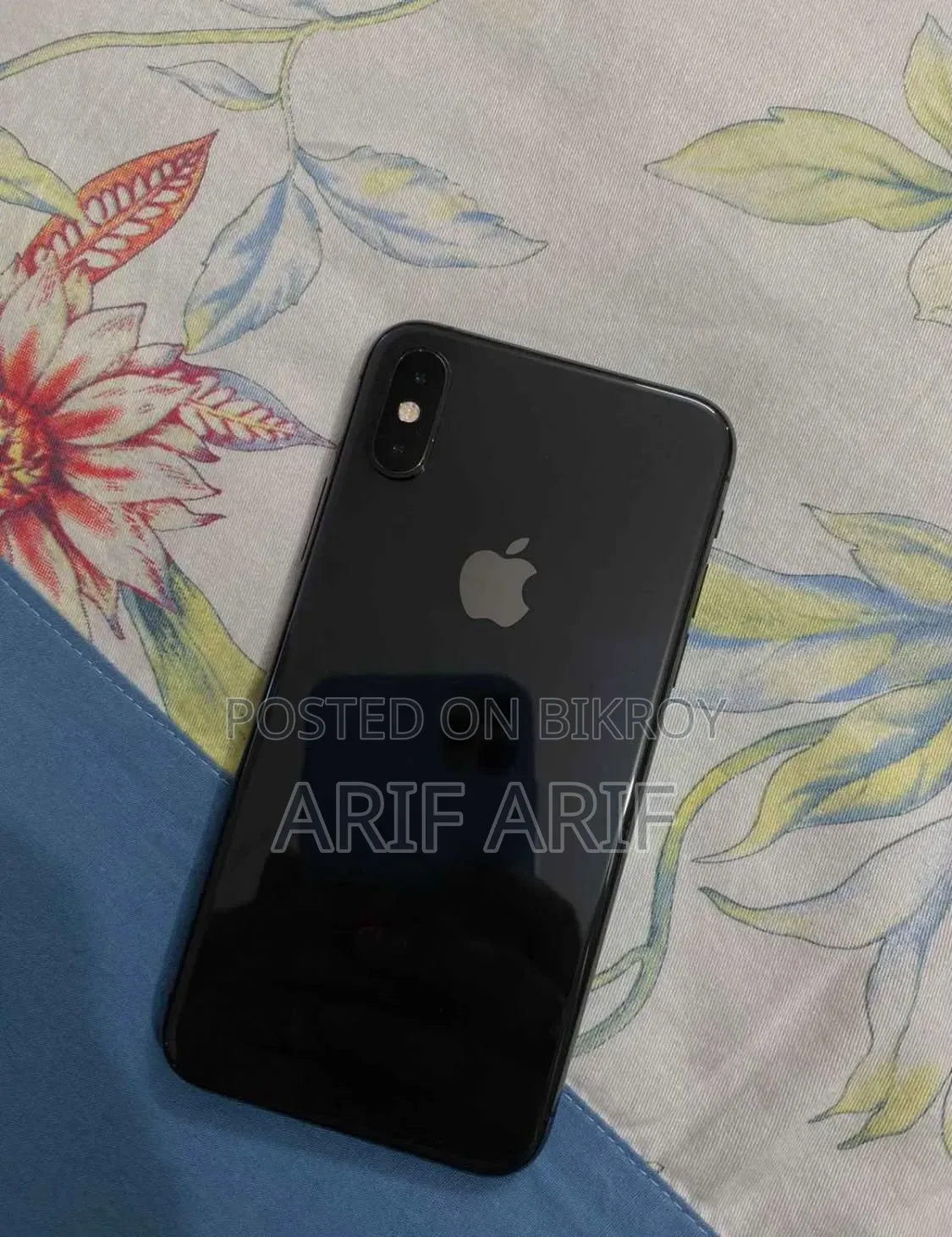 অ্যাপল আইফোন এক্সএস ৬৪ জিবি ব্ল্যাক