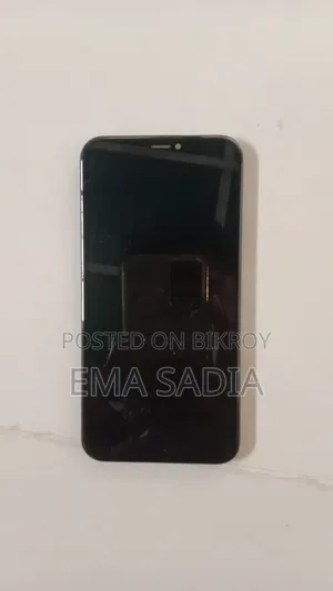 New Apple iPhone 11 64 GB Black