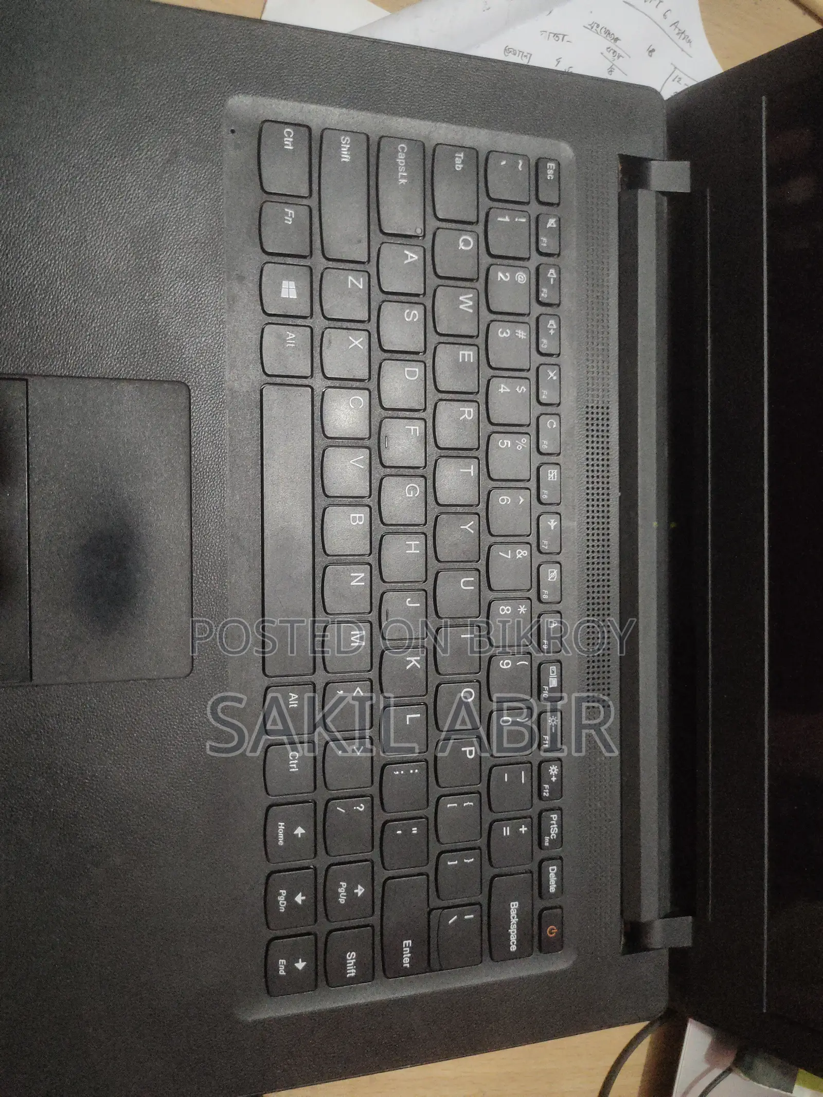 Laptop Lenovo IdeaPad 110 2GB Intel Celeron HDD+SSD 500GB