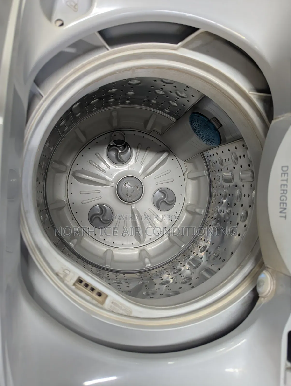 LG Toploading Washing Machine Inverter 7 Kg.