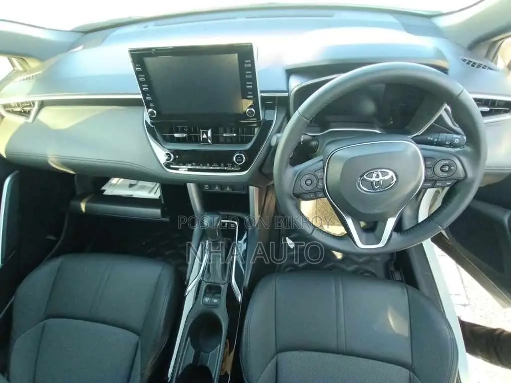 Toyota Corolla Cross 1.8 Hybrid FWD 2022 Pearl