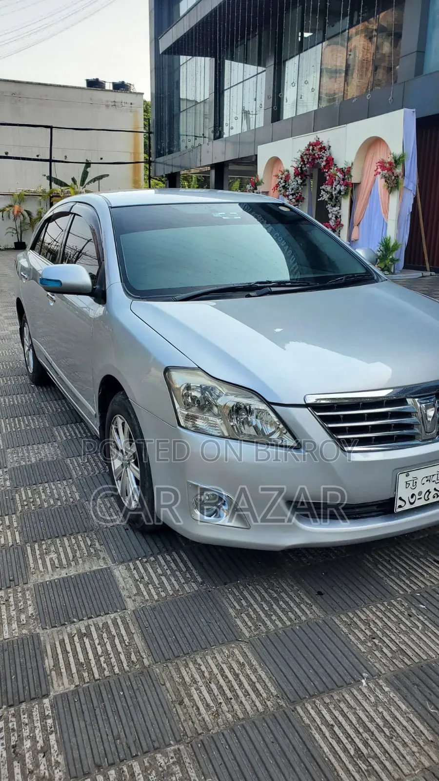 Toyota Premio 1.5 Front-Wheel Drive 2012 Silver