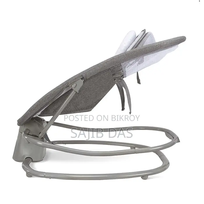 Mastela 4 in 1 Deluxe Multi Functional Bassinet