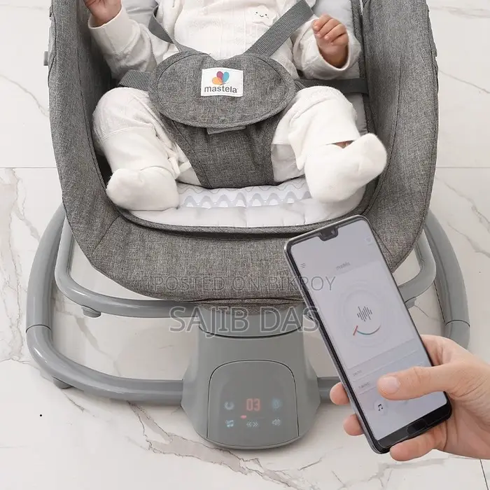 Mastela 4 in 1 Deluxe Multi Functional Bassinet