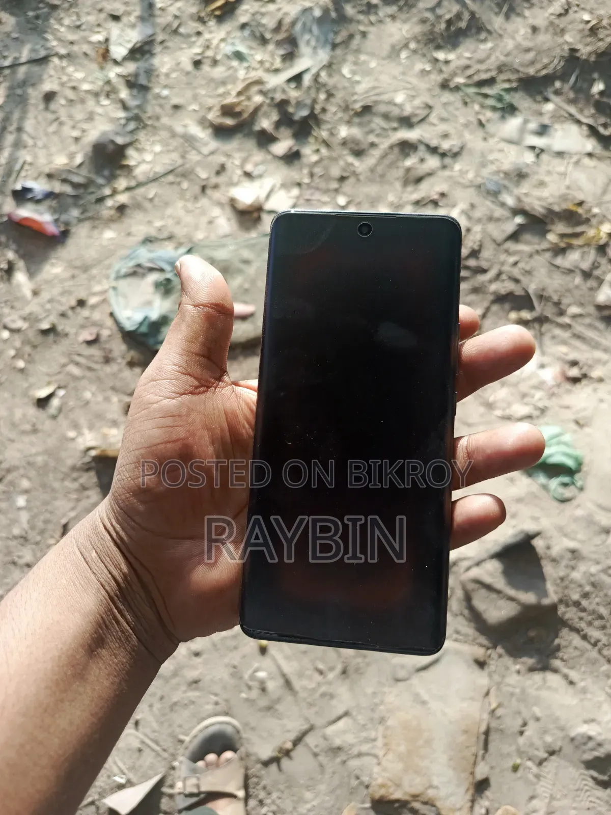 টেকনো স্পার্ক ২০ প্রো প্লাস ২৫৬ জিবি হোয়াইট