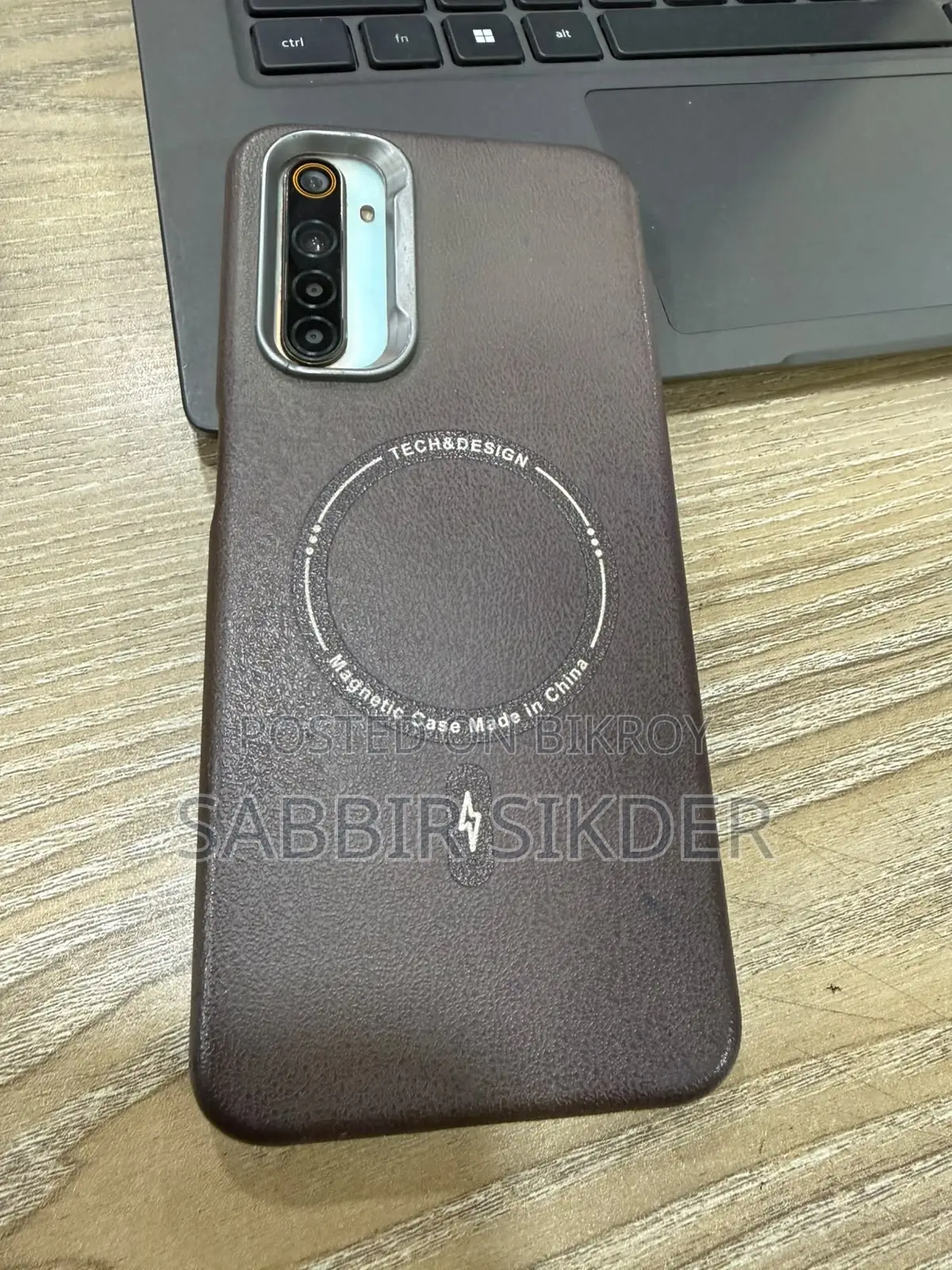 রিয়েলমি ৬ ১২৮ জিবি হোয়াইট