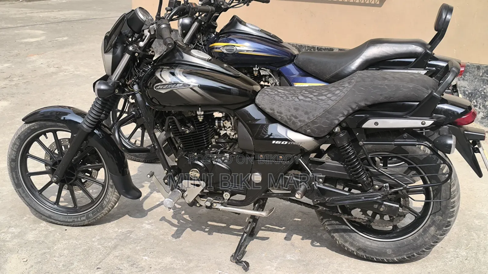 Bajaj Avenger 150 Street 2019 Blue