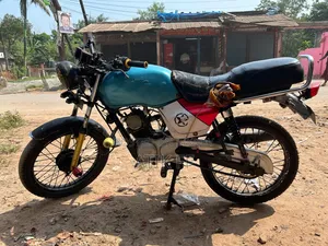 টিভিএস মেট্রো প্লাস ২০১৭ নীল