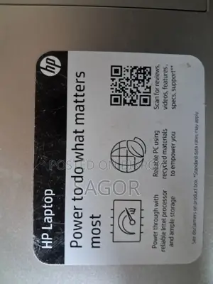 Laptop HP 15-fd0290ns 128GB Intel Core i3 SSD 140GB