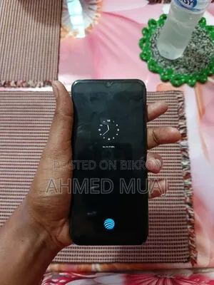 Vivo V21e 128 GB Black